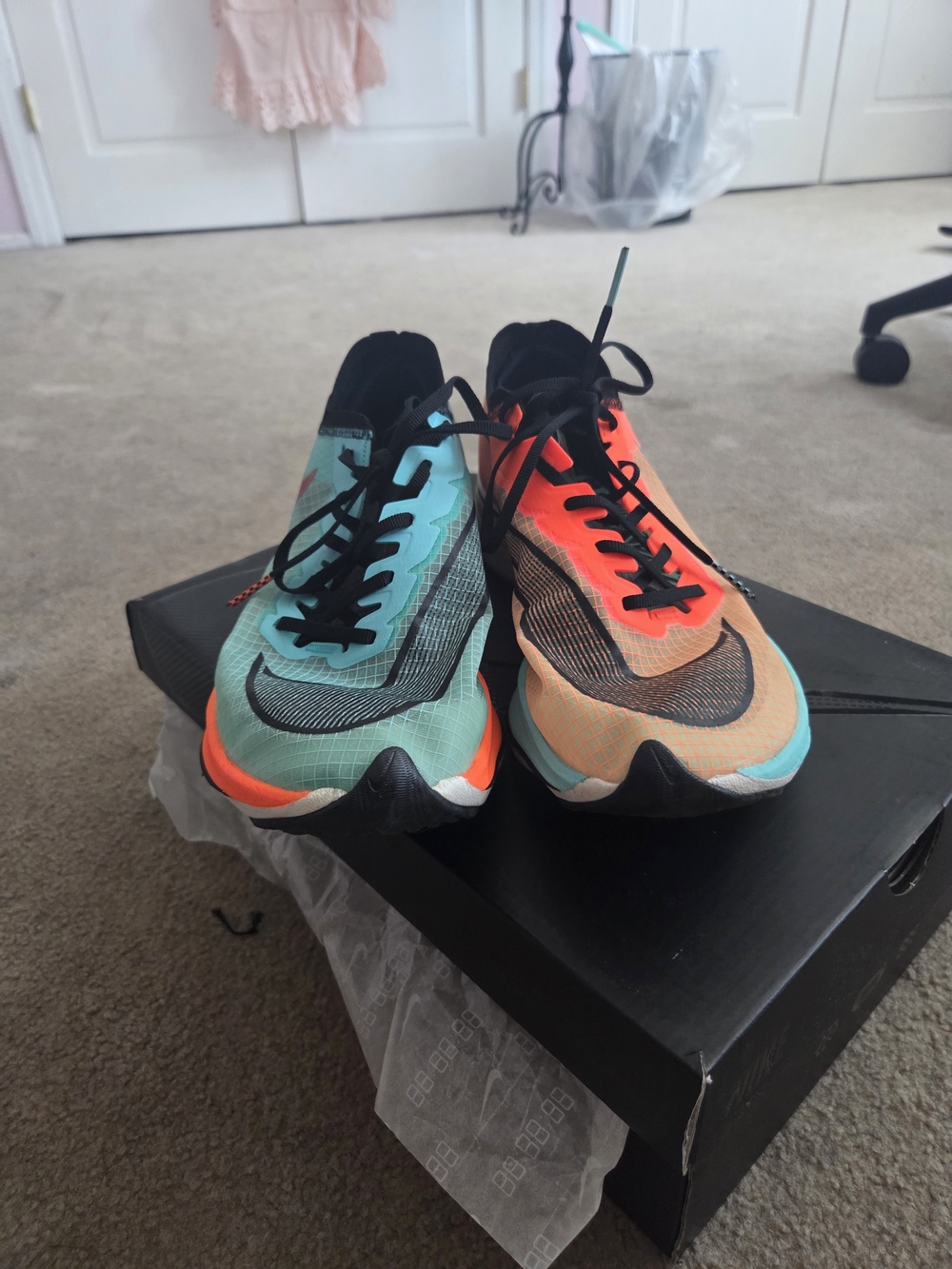 Nike Running Shoes - Mismatched Teal & Orange Colorway